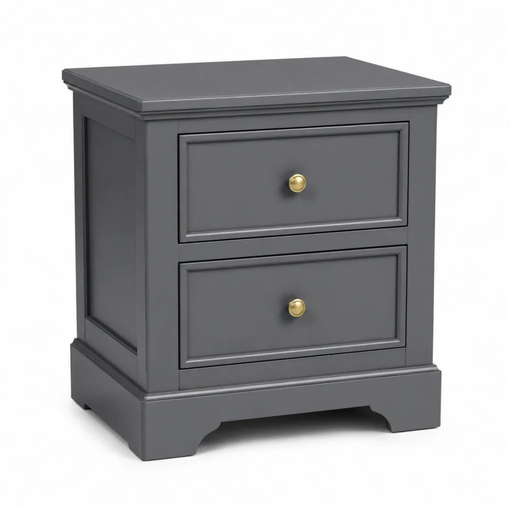 Comodino in legno con maniglie in metallo